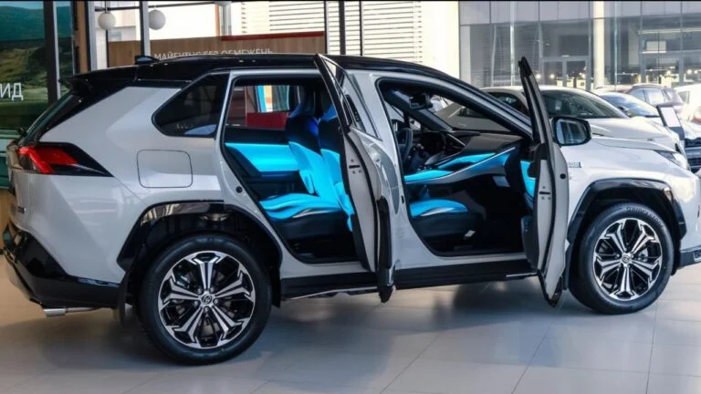 Toyota RAV4 Hybrid 2025